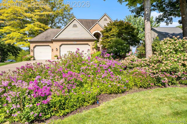 4973 Parview Drive, Independence Charter Township, MI 48346