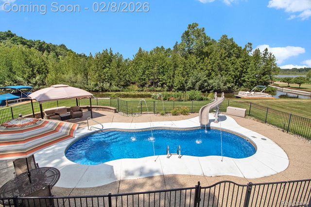 4973 Parview Drive, Independence Charter Township, MI 48346