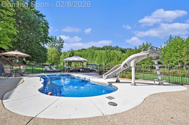 4973 Parview Drive, Independence Charter Township, MI 48346