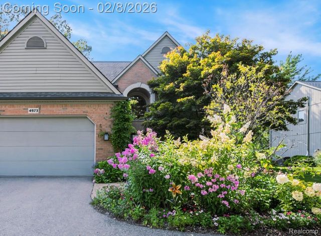 4973 Parview Drive, Independence Charter Township, MI 48346