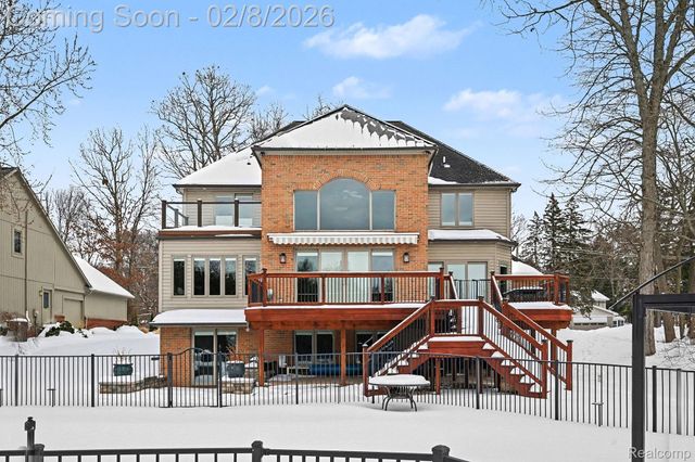 4973 Parview Drive, Independence Charter Township, MI 48346