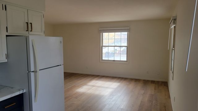1080 9th Avenue, Marion, IA 52302