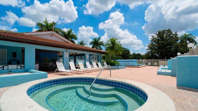 3848 59TH AVENUE W, Bradenton, FL 34210