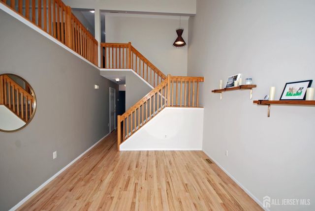 18 parkside Drive, Jamesburg, NJ 08831