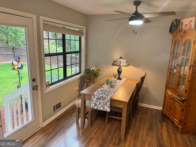4330 Falcon Crest Drive, Flowery Branch, GA 30542