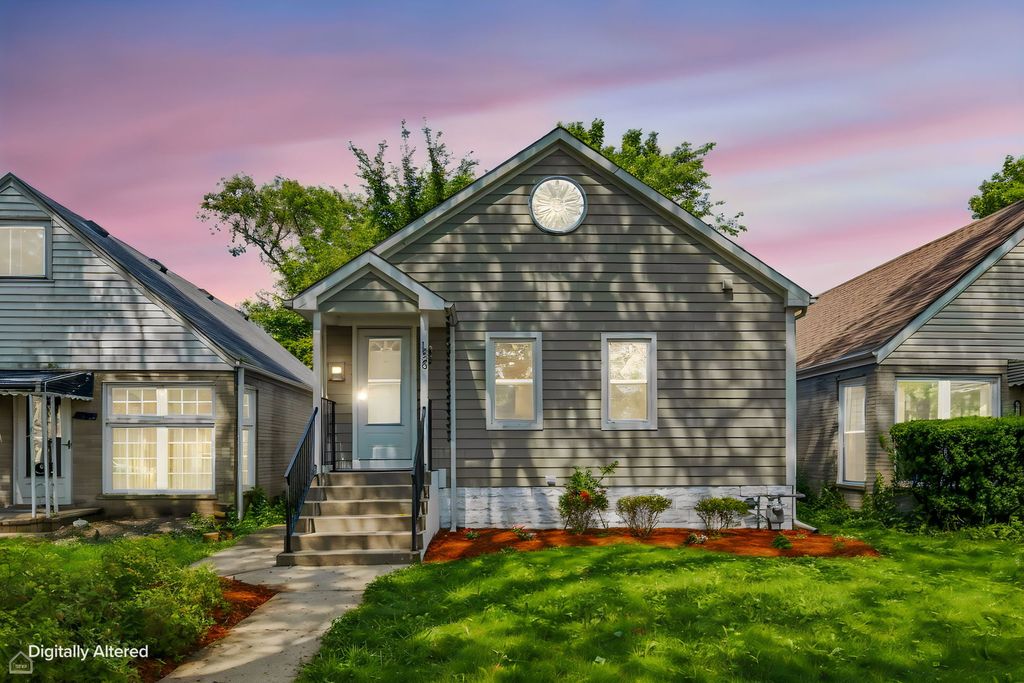 1826 Laurel Avenue, Evanston, IL 60201