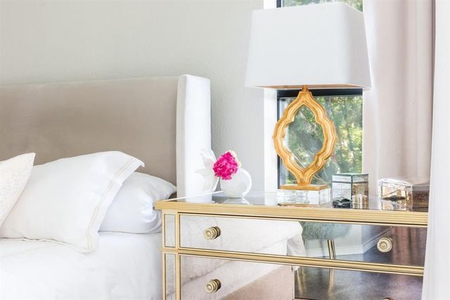 1000 Liberty Park DR 202, Austin, TX 78746