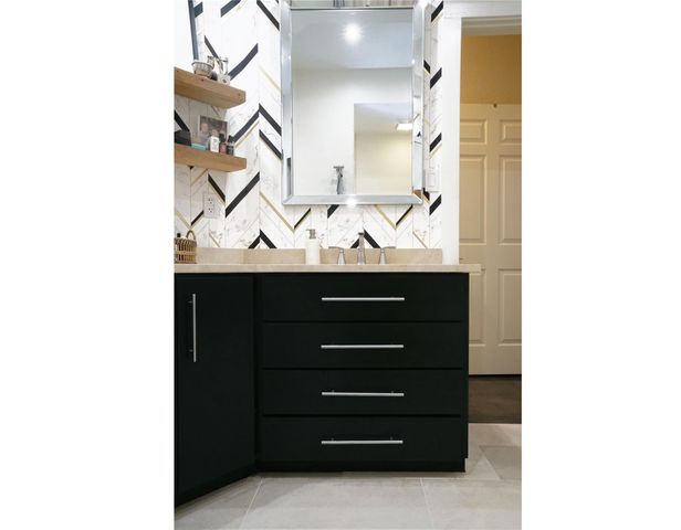 1000 Liberty Park DR 202, Austin, TX 78746