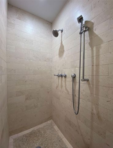 1000 Liberty Park DR 202, Austin, TX 78746