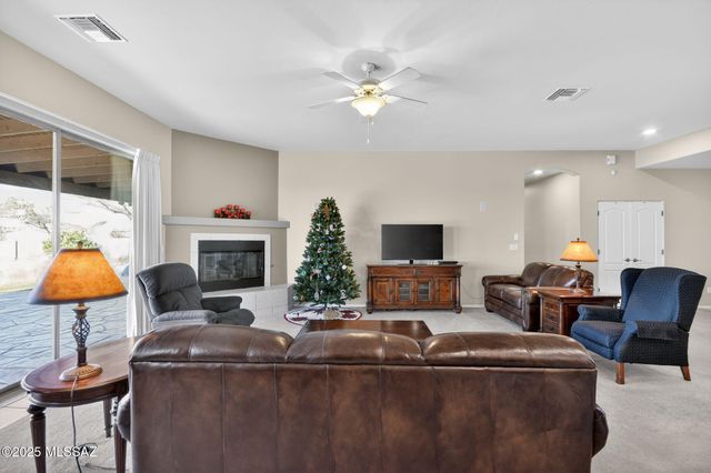 8984 S Placita Gama, Vail, AZ 85641