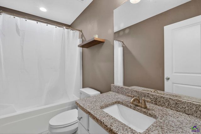 105 Bella Court, Kathleen, GA 31047