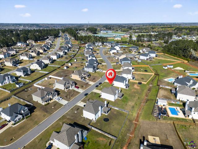 105 Bella Court, Kathleen, GA 31047