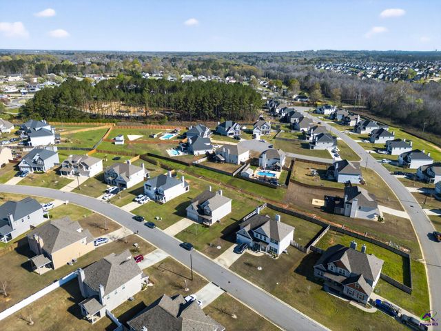 105 Bella Court, Kathleen, GA 31047