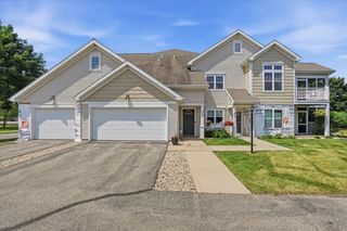 36 Keystone Way #32, Fitchburg, WI 53711