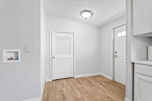 9909 N Chester Avenue, Lubbock, TX 79415