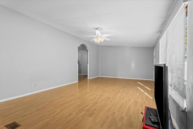 9909 N Chester Avenue, Lubbock, TX 79415