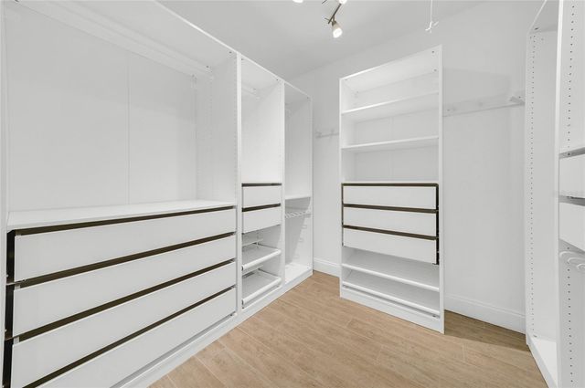 8714 COVE COURT, Tampa, FL 33615