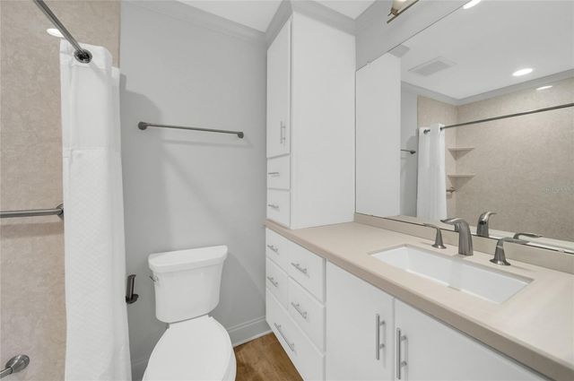 8714 COVE COURT, Tampa, FL 33615