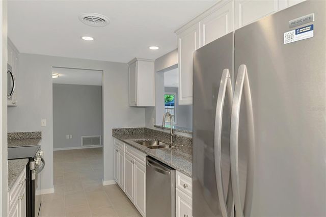 1316 S VENICE BOULEVARD, Venice, FL 34293