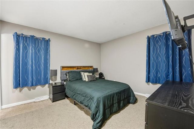 2908 NW Canterbury Road, Blue Springs, MO 64015