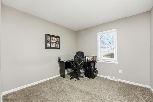 2908 NW Canterbury Road, Blue Springs, MO 64015