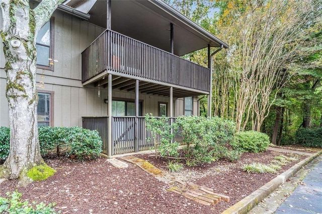 1307 Cumberland Court SE, Smyrna, GA 30080