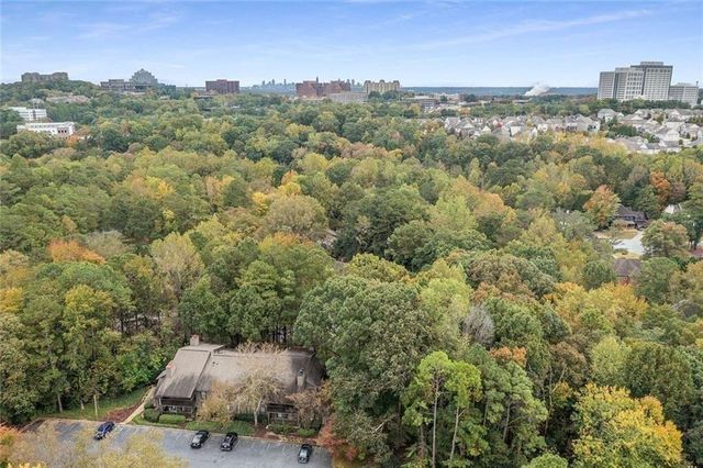 1307 Cumberland Court SE, Smyrna, GA 30080