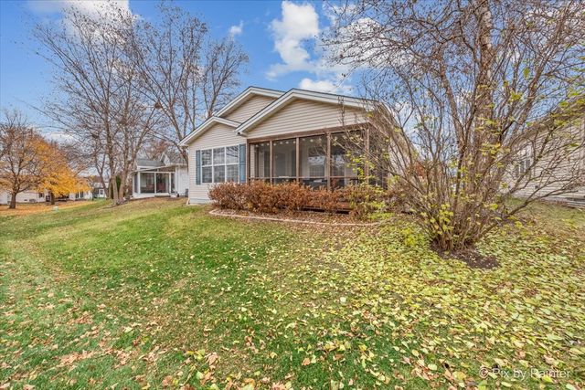 3221 Harness Lane, Grayslake, IL 60030