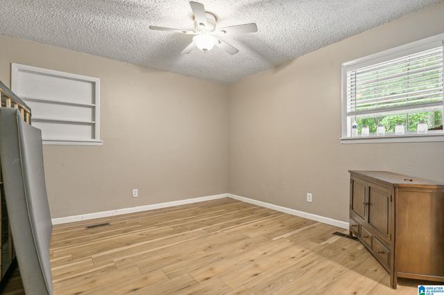 890 COUNTY ROAD 77, Columbiana, AL 35051