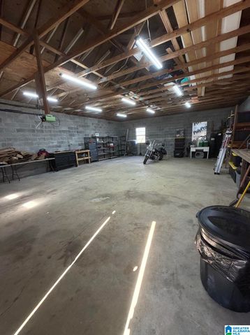 890 COUNTY ROAD 77, Columbiana, AL 35051