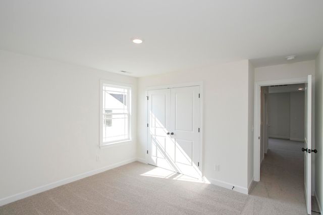 5019 Salient Dr, Spring Hill, TN 37174