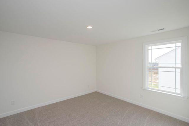 5019 Salient Dr, Spring Hill, TN 37174