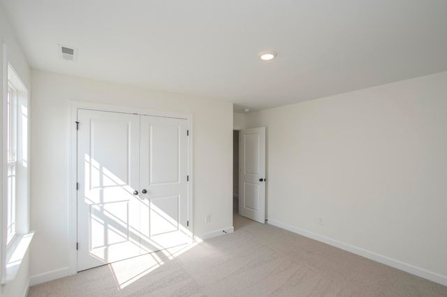 5019 Salient Dr, Spring Hill, TN 37174