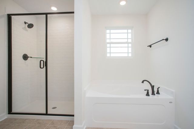 5019 Salient Dr, Spring Hill, TN 37174