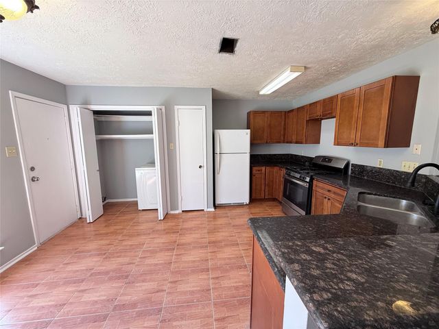 2322 Autumn Springs Lane, Spring, TX 77373