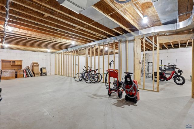 12746 HAPPY TRAILS, Rapid City, SD 57702
