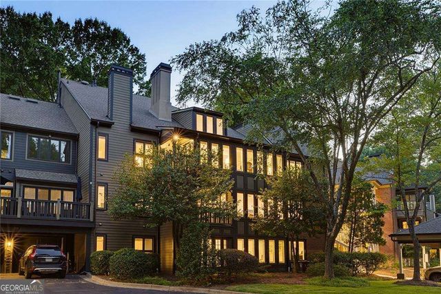 486 Ansley Walk Terrace NE, Atlanta, GA 30309