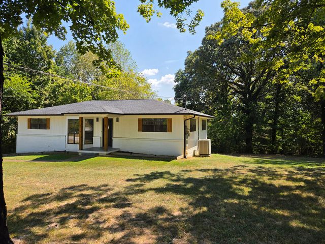 7714 Basswood Drive, Chattanooga, TN 37416