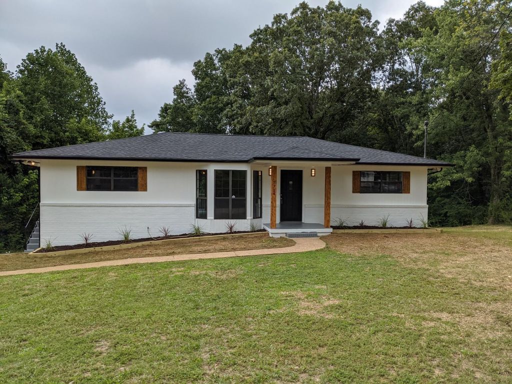 7714 Basswood Drive, Chattanooga, TN 37416