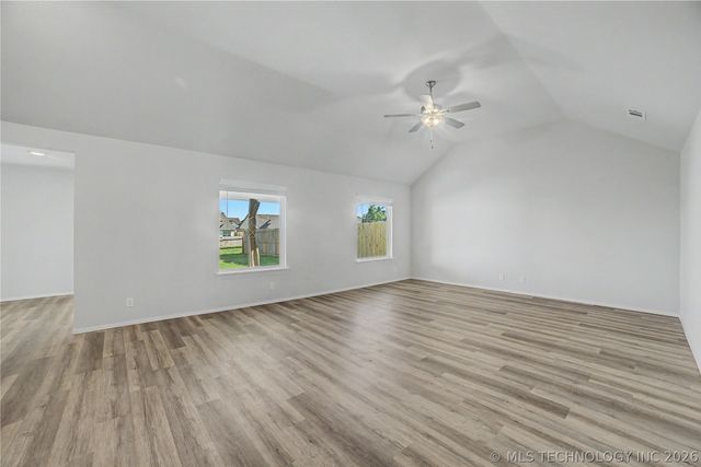 7402 E 89th Street N, Owasso, OK 74055