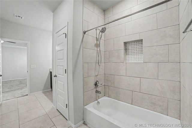 7402 E 89th Street N, Owasso, OK 74055