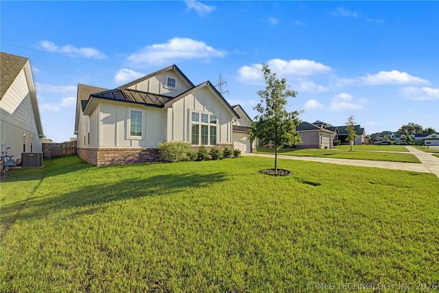 7402 E 89th Street N, Owasso, OK 74055