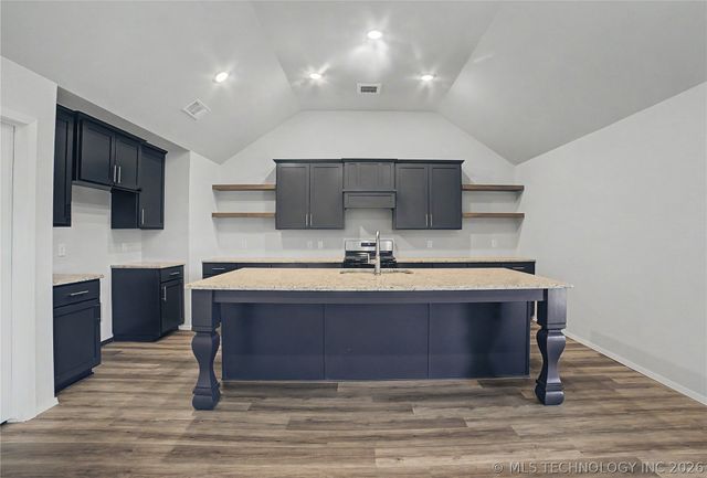 7402 E 89th Street N, Owasso, OK 74055