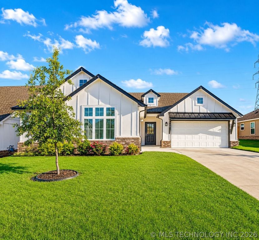 7402 E 89th Street N, Owasso, OK 74055