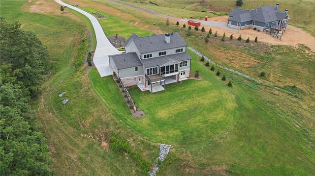5352 Price, Gainesville, GA 30506