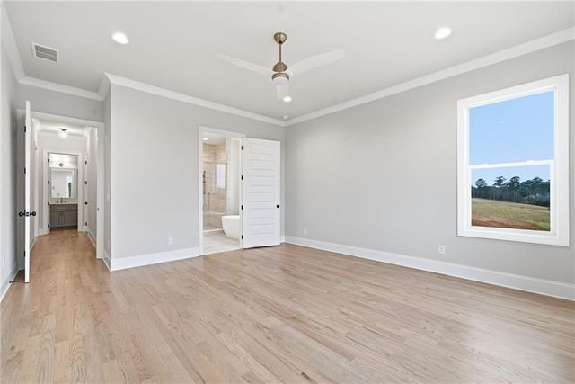 5352 Price, Gainesville, GA 30506