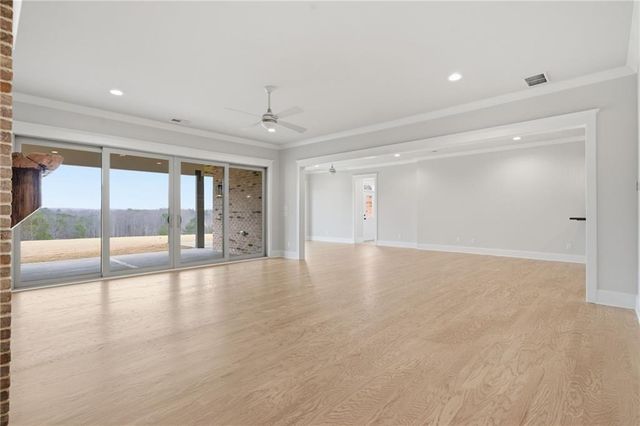 5352 Price, Gainesville, GA 30506