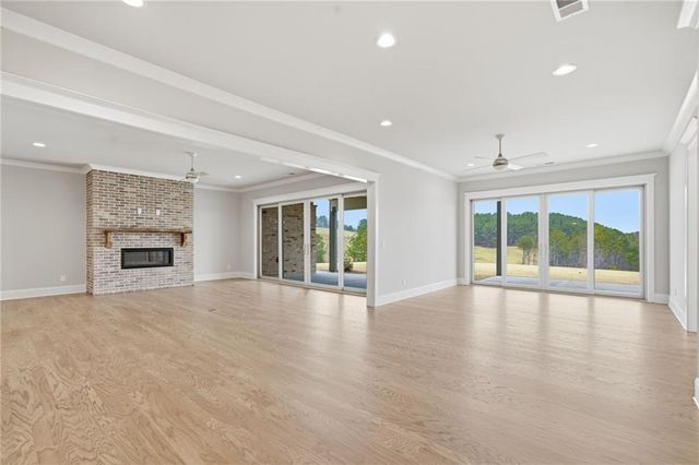5352 Price, Gainesville, GA 30506