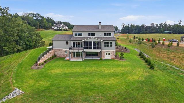 5352 Price, Gainesville, GA 30506