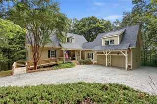 907 Rainbow Circle, Cleveland, GA 30528
